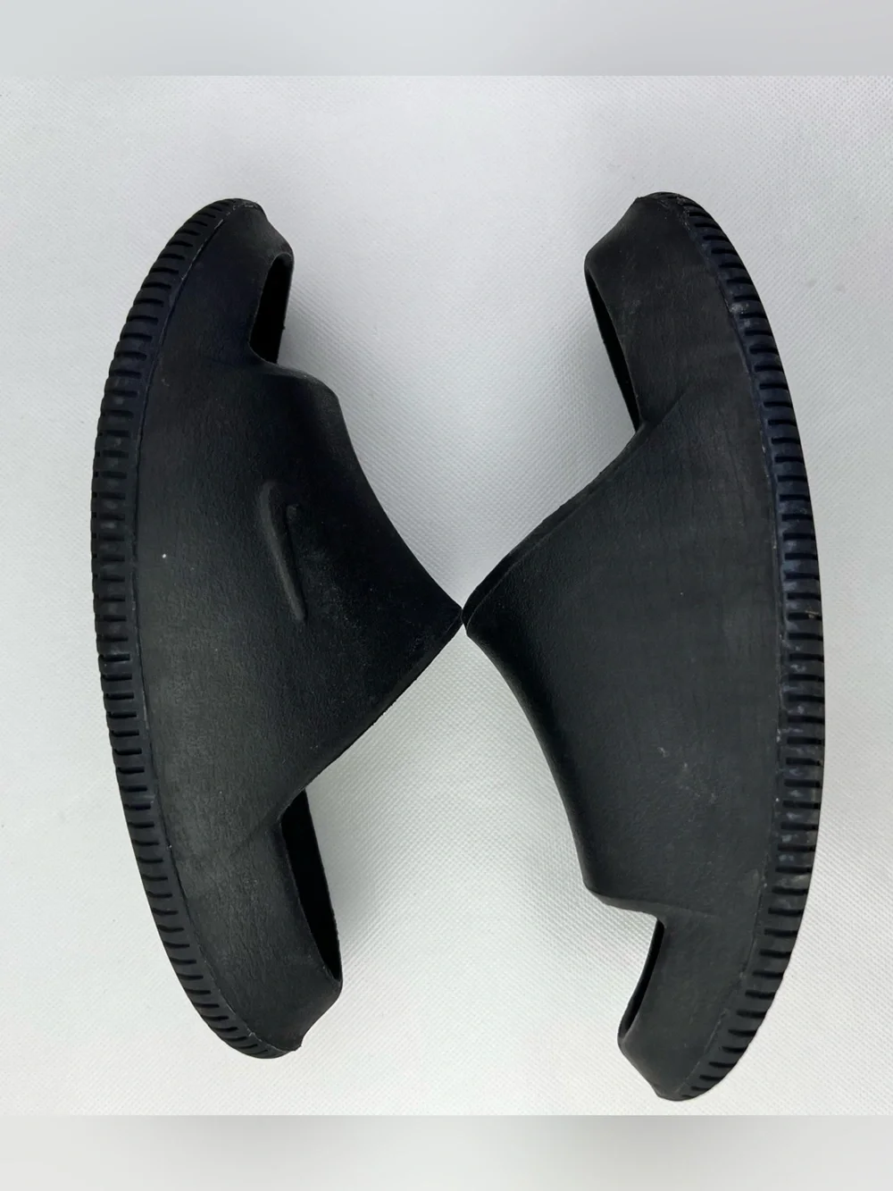 Nike Calm Slide 2.0 Kids Black F9306-001 Foam Sandals Size 2.5Y